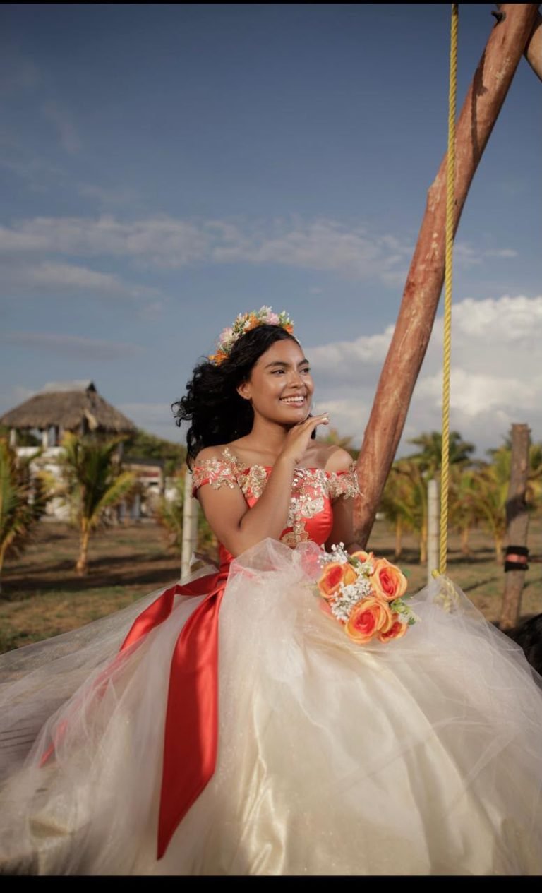 Vestido personalizado Maika — diseño 1